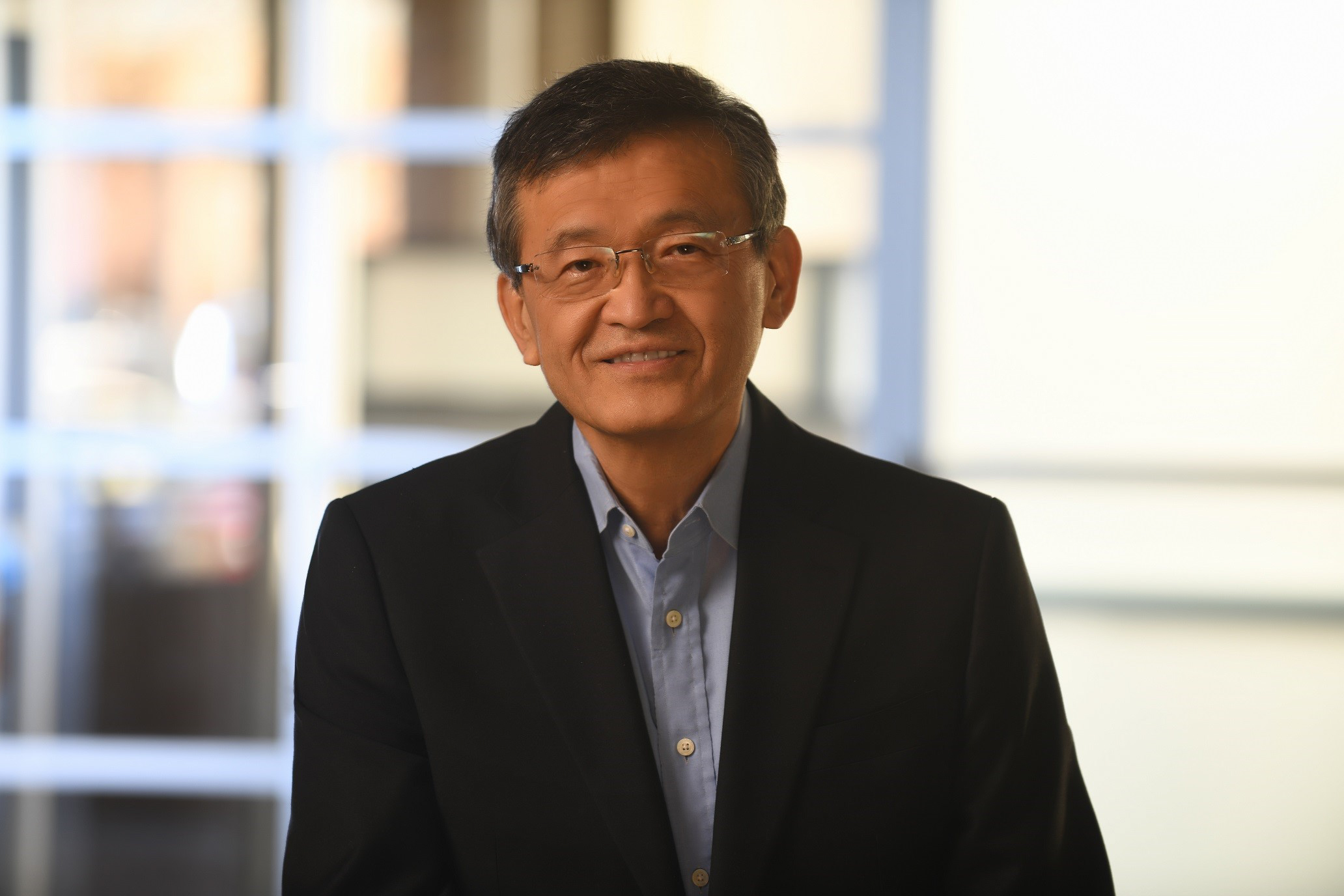 Intel Appoints Chip Industry Veteran Tan Lip Bu as CEO, Marking a New Era for the Tech Giant