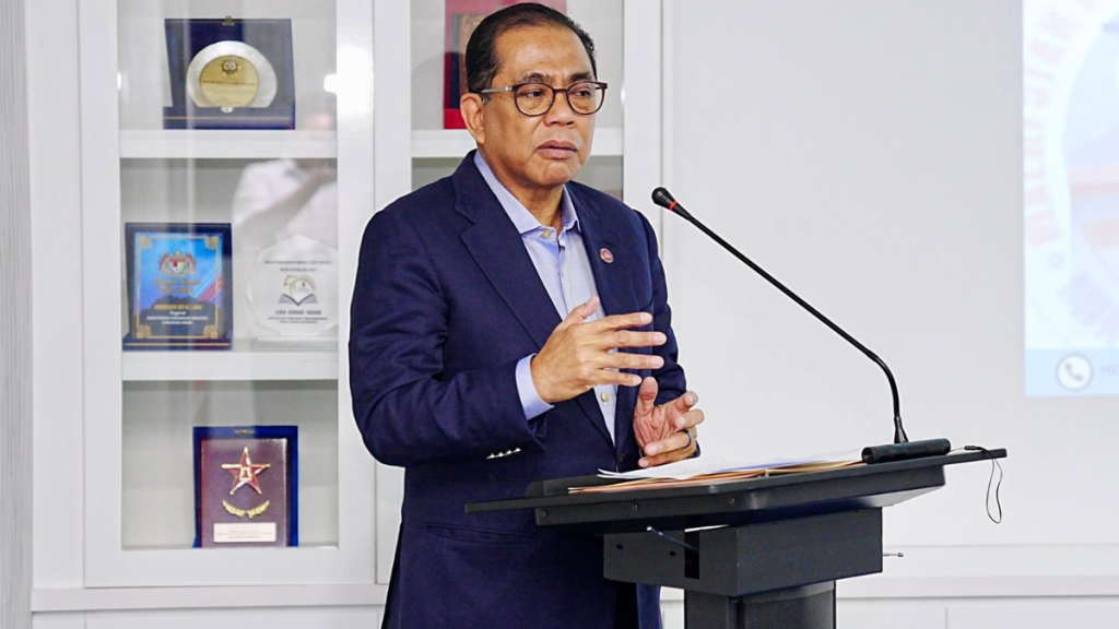 MINDEF Considering establishing dedicated cyber force, says Defence Minister Datuk Seri Mohamed Khaled Nordin