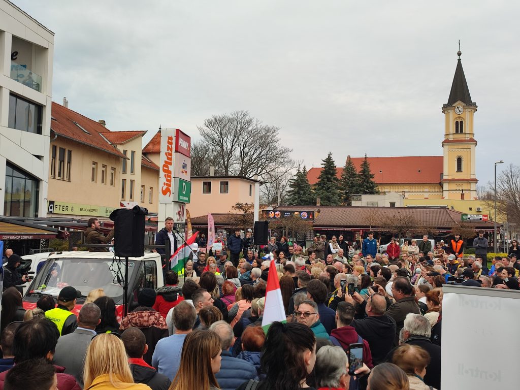 Magyar campaigning at a rally in Siófok in 2025